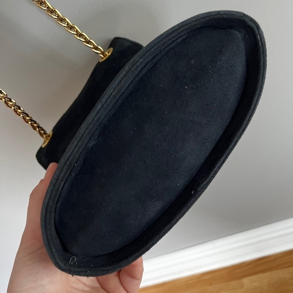 Browns Shoes Made in Canada Small Black Velvet Purse Gold Chain and Hardware - Picture 10 of 14